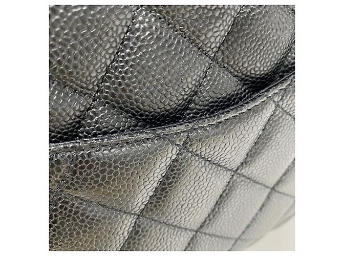 Borsa Tote Chanel in pelle di vitello granulata nera - vista 8