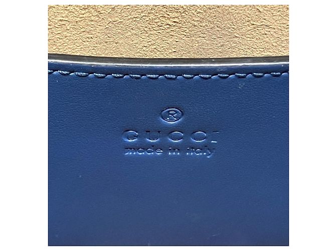 Borsa a tracolla mini matelassé Gucci GG Marmont - vista 4