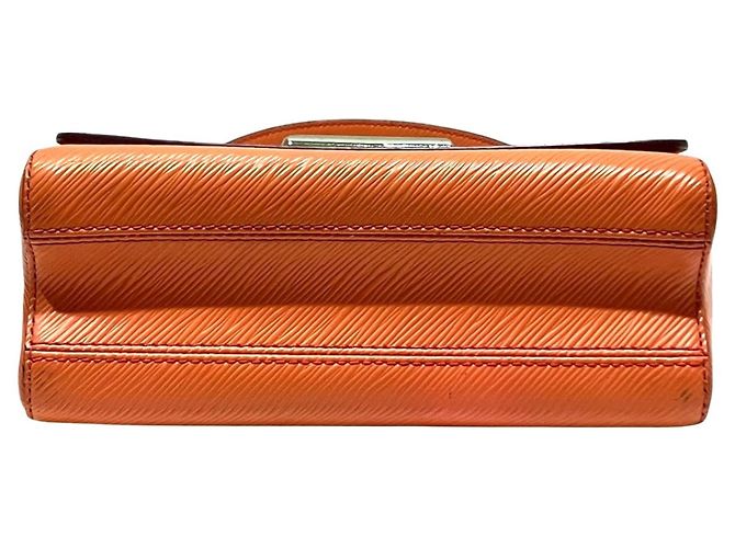 Borsa a tracolla Louis Vuitton Twist MM - vista 3