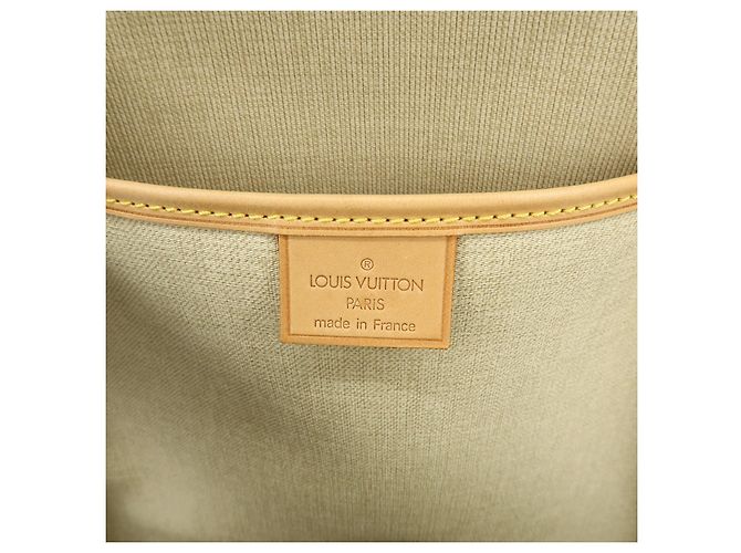 Louis Vuitton Excursion Monogram Canvas PM - vista 6