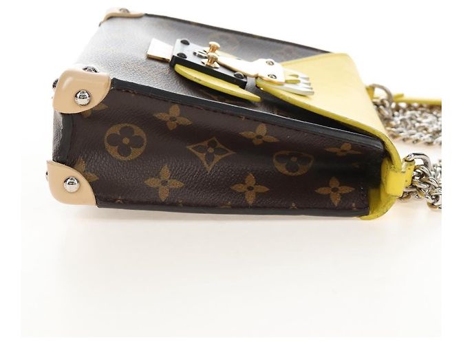 LOUIS VUITTON Monogram Chain Pochette Mask PM Bag Yellow M50127 LV - vista 5