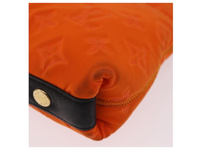 LOUIS VUITTON Cruise line Pochette Scuba Pouch Canvas Orange LV - vista 17