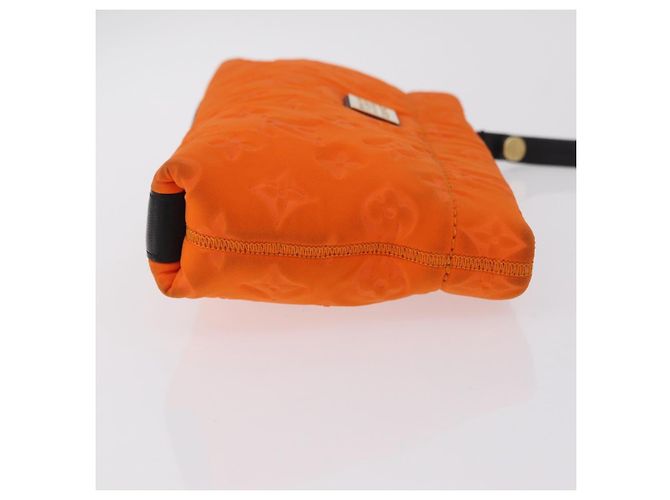 LOUIS VUITTON Cruise line Pochette Scuba Pouch Canvas Orange LV - vista 5