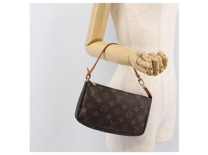 LOUIS VUITTON Monogram Pochette Accessoires Pouch M51980 LV - vista 24