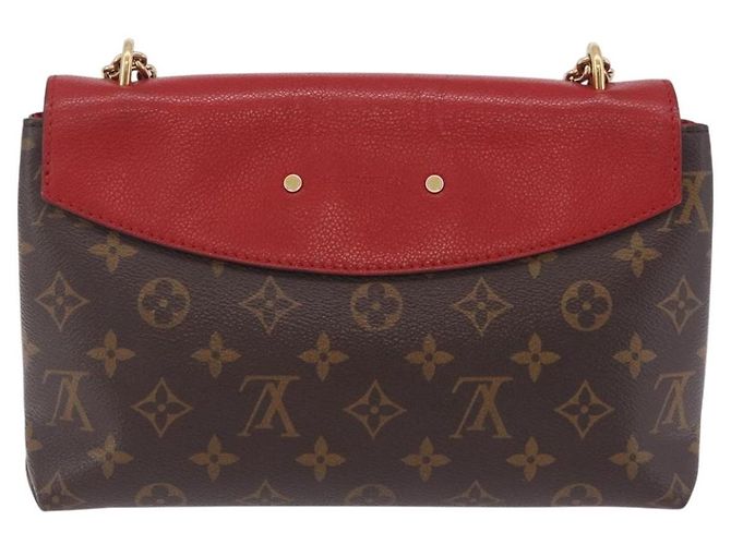 Louis Vuitton Saint Placide Monogram Canvas and Leather - vista 2