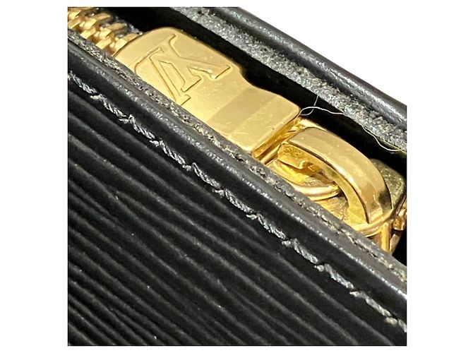 Borsa Louis Vuitton Croisette PM - vista 8