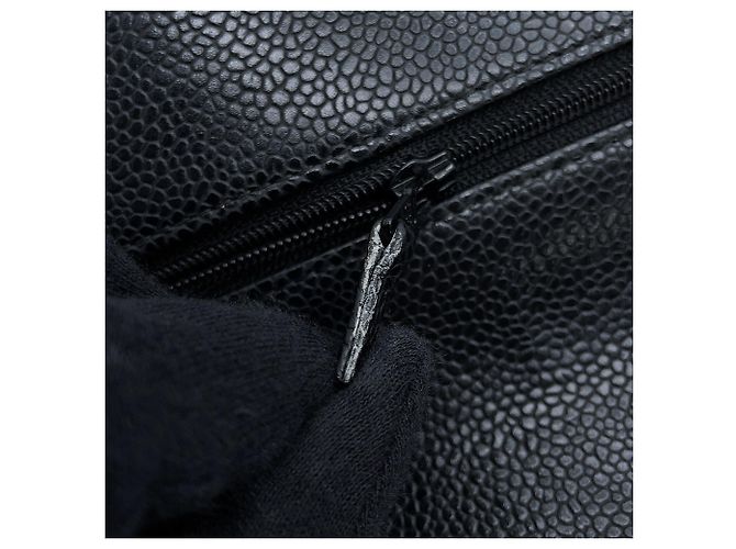 Borsa a tracolla Chanel Black Matelassé - vista 12