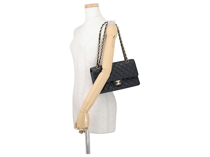 Borsa a tracolla Chanel Black Matelassé - vista 4