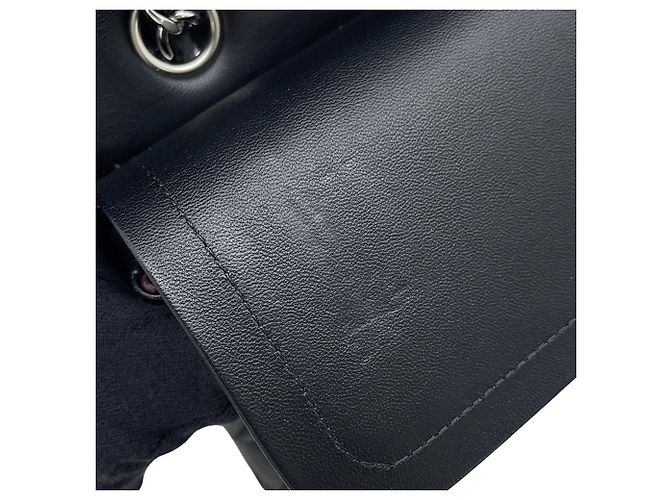 Borsa a tracolla Chanel Matelassé in pelle di agnello nera - vista 13