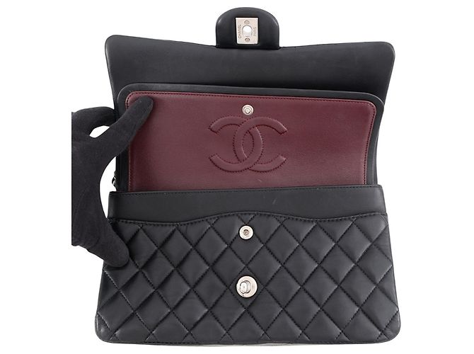Borsa a tracolla Chanel Matelassé in pelle di agnello nera - vista 6