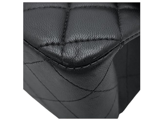 Borsa a tracolla Chanel Matelassé in pelle di agnello nera - vista 8