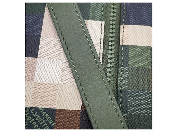 Borsa a tracolla Louis Vuitton Damouflage Mini Soft Trunk - vista 13