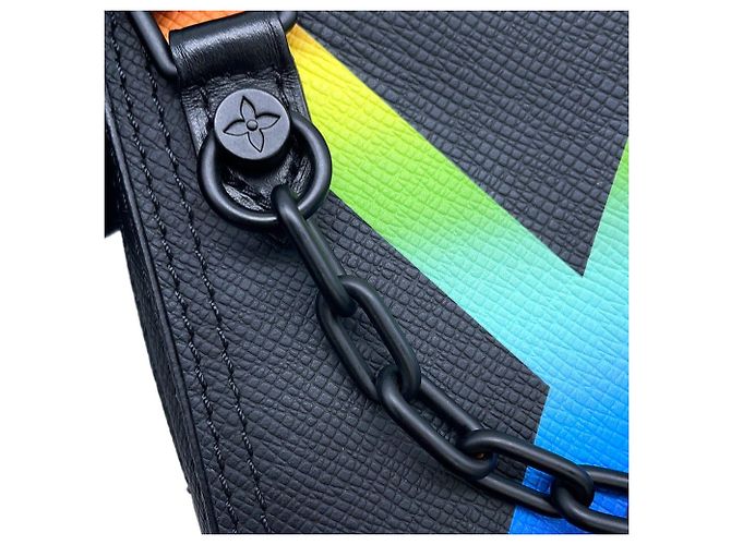 Borsa a tracolla Louis Vuitton Taiga Danube - vista 10