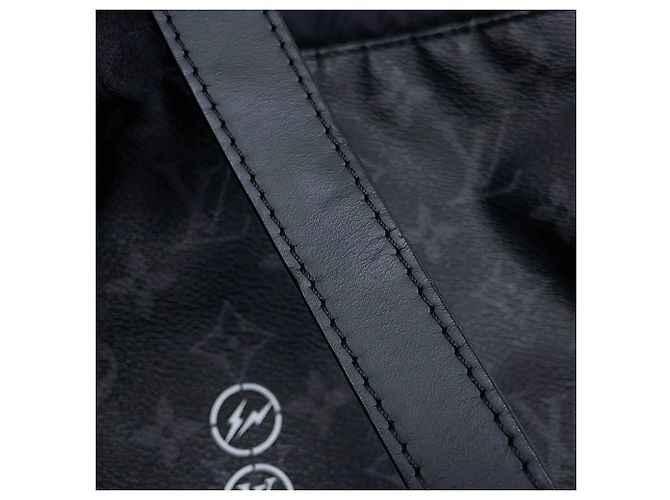 Borsa a tracolla Louis Vuitton Monogram Eclipse - vista 12