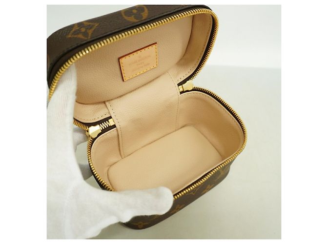 Borsa beauty Louis Vuitton Monogram Nice Nano - vista 4
