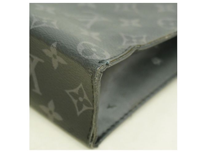 Louis Vuitton Monogram Eclipse Pochette Voyage MM Clutch Bag - vista 9