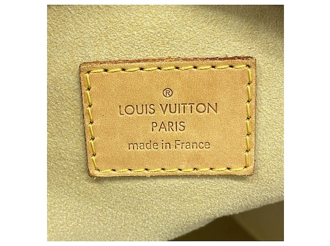 Borsa Louis Vuitton Monogram Estrella MM - vista 5