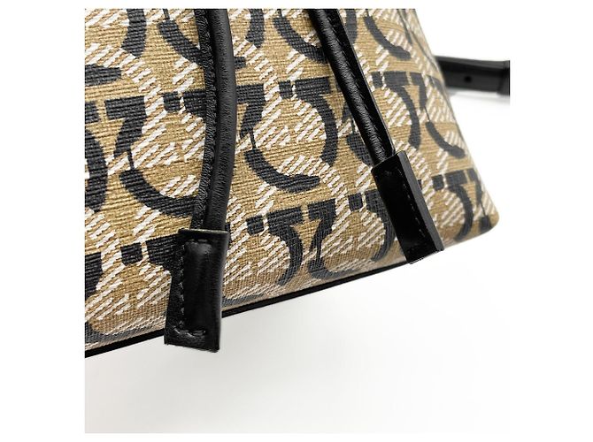 Salvatore Ferragamo Gancini Daypack - vista 14
