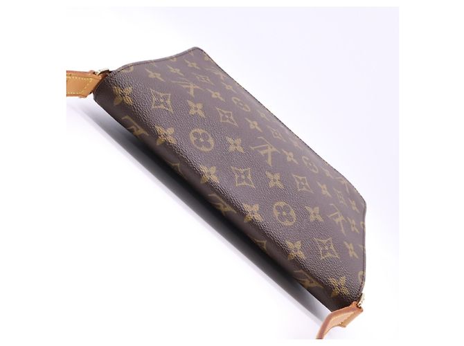 Borsa a spalla Louis Vuitton Monogram Musette Tango - vista 8