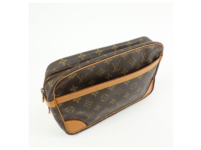 Louis Vuitton Compiegne Cosmetic Monogram Canvas 28 - view 4