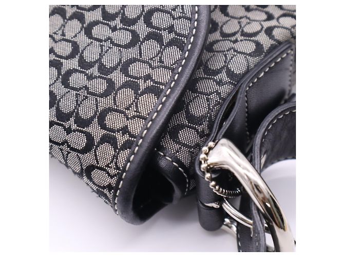 COACH Mini Signature Soho Flap One-Shoulder Bag - vista 12