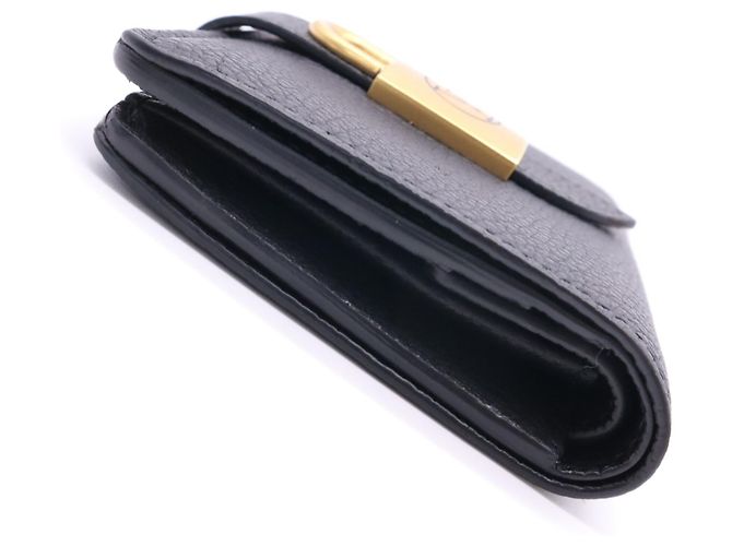 Louis Vuitton Taurillon Portefeuille Low Key Compact Bi-fold Wallet - vista 6