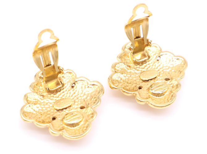 Orecchini a clip Chanel Coco Mark Gold - vista 4