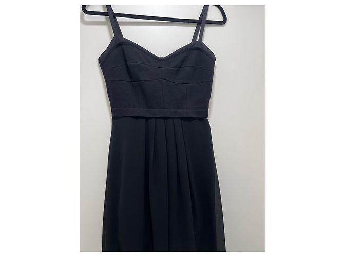 Bcbg Max Azria BCBGMAXAZRIA asymmetrisches schwarzes Plisseekleid - Ansicht 2