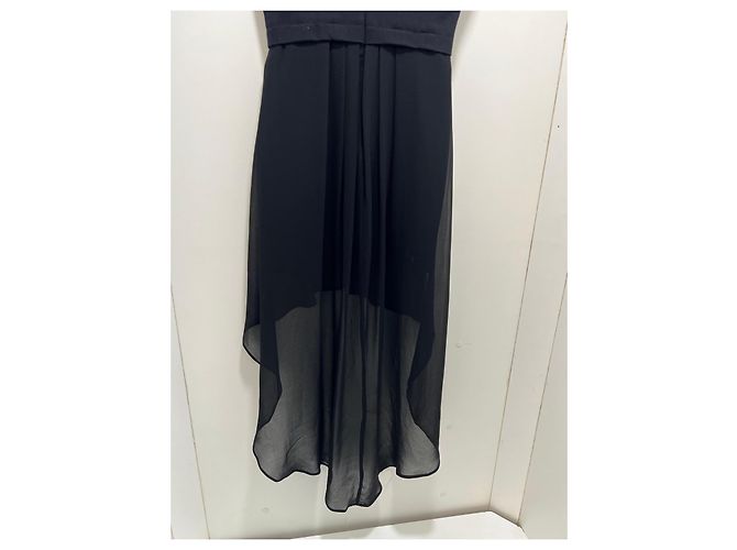 Bcbg Max Azria BCBGMAXAZRIA asymmetrisches schwarzes Plisseekleid - Ansicht 4