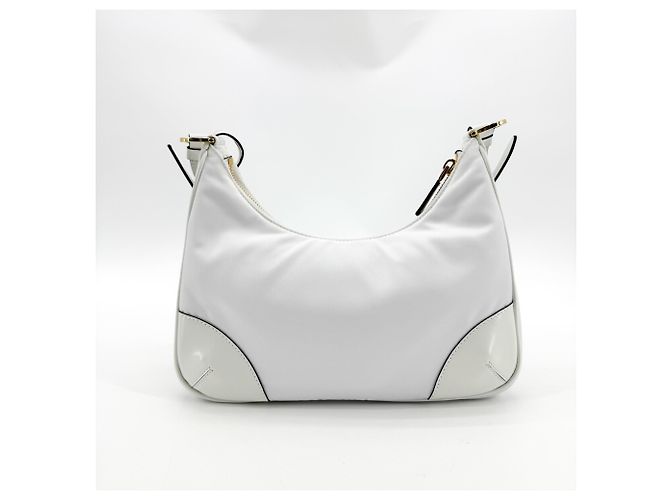Prada Re-Edition 2004 Nylon and Leather - vista 3