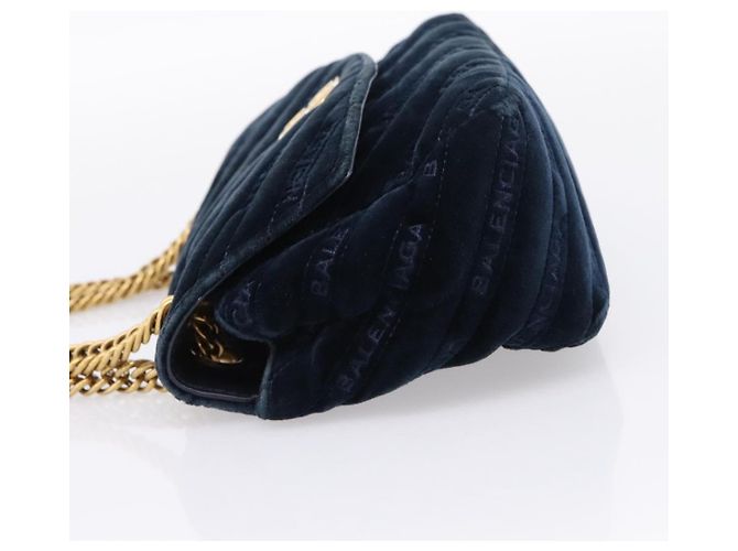 Balenciaga BB Chain Round Quilted Velvet Large - vista 3