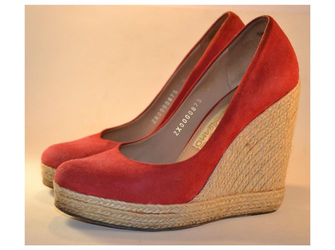 Salvatore Ferragamo Espadrillas Zeppa in Camoscio Rosso - vista 2