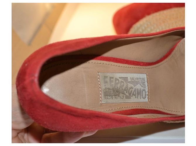 Salvatore Ferragamo Espadrillas Zeppa in Camoscio Rosso - vista 6