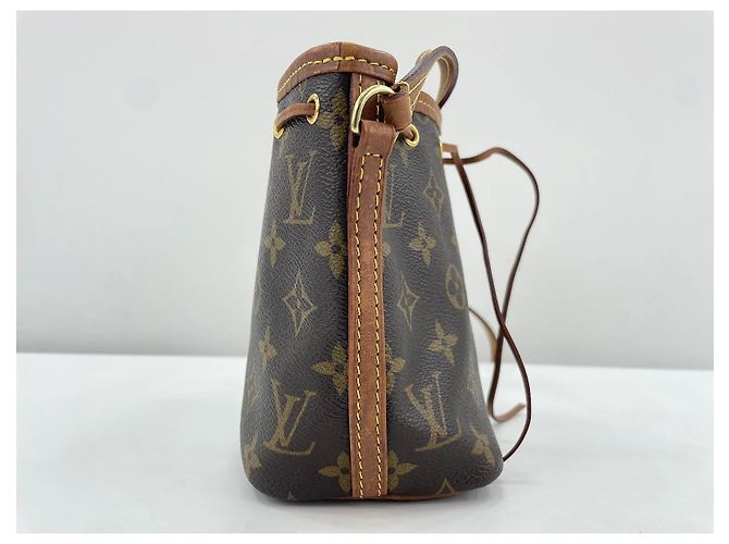 Louis Vuitton Nano Monogram Canvas - vista 6