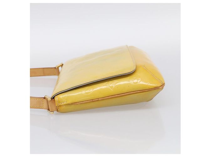 Louis Vuitton Thompson Street Monogram Vernis Medium - vista 3