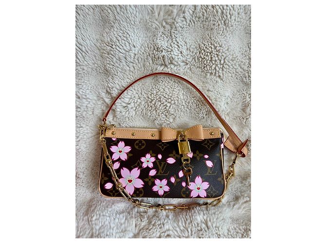Louis Vuitton x Takashi Murakami Pochette Accessoire Cherry Blossom - vista 2