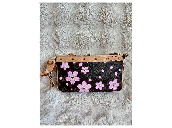 Louis Vuitton x Takashi Murakami Pochette Accessoire Cherry Blossom - vista 3