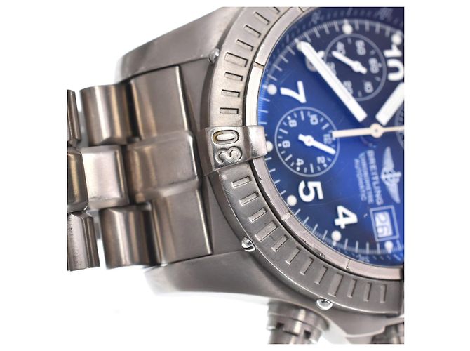 Breitling Avenger II Chronograph Automatic Stainless Steel 43 - vista 7