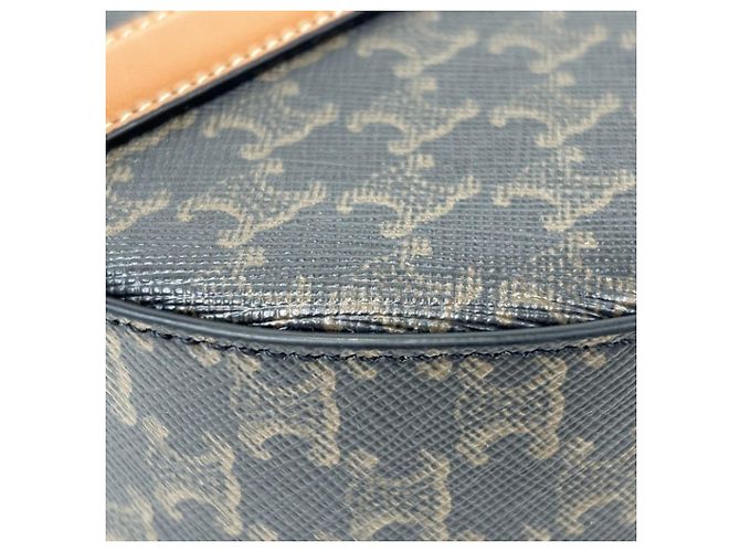 Céline Borsa a spalla rotonda Celine Triomphe - vista 4