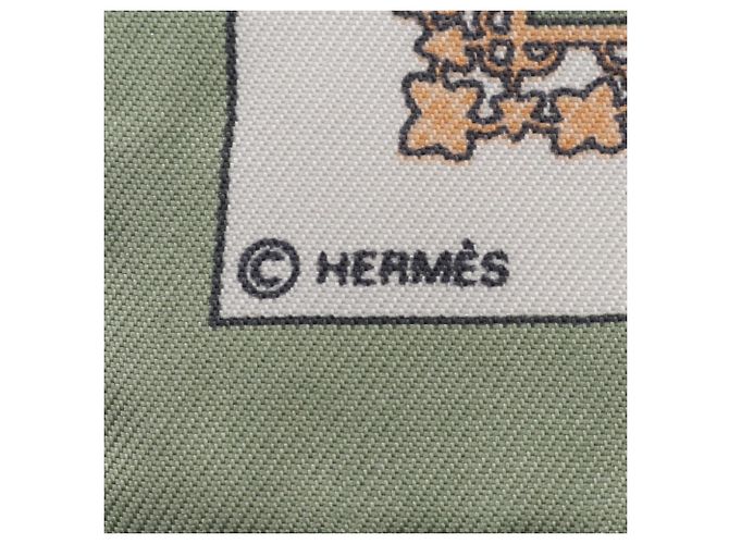 Hermès Foulard di seta Hermes Petit Carré 45 Brins d'or - vista 2