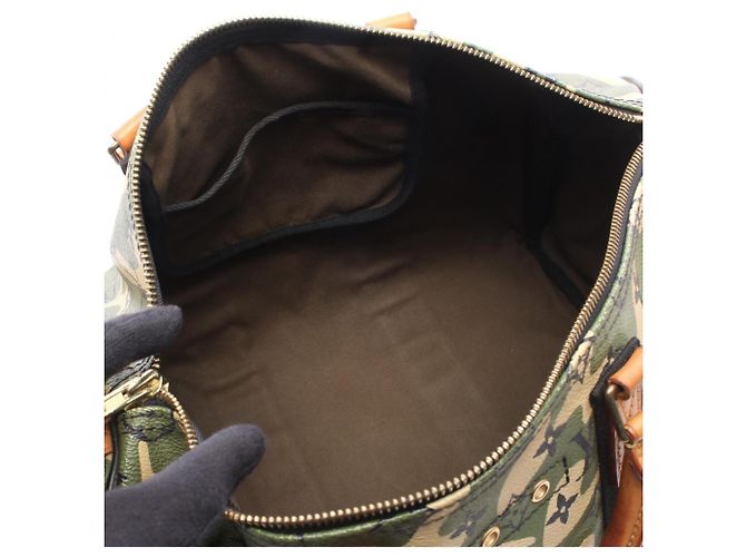 Borsa Louis Vuitton LV x TM Speedy 35 Monogramouflage - vista 3