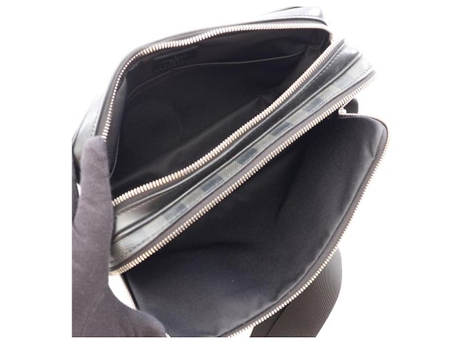 Borsa a tracolla Louis Vuitton Trocadero Messenger PM - vista 3
