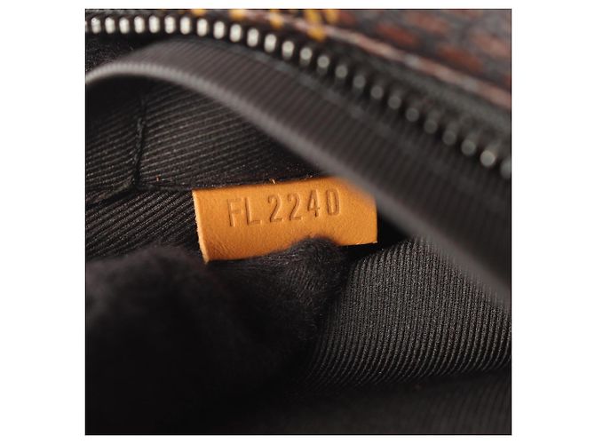Louis Vuitton NIGO Mini Soft Trunk Shoulder Bag - vista 5