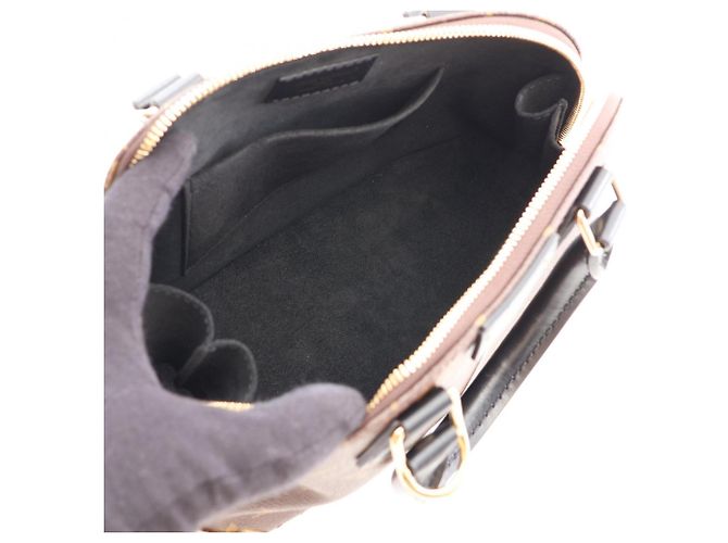 Borsa a mano 2-Way Louis Vuitton Alma Trunk BB - vista 3