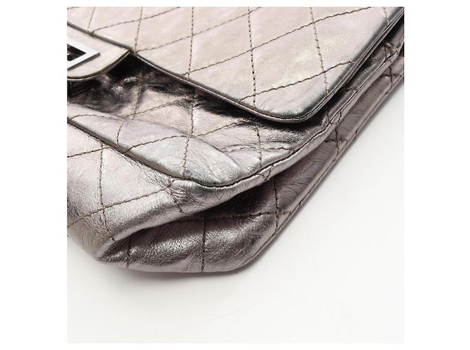Borsa Chanel 2.55 Matelassé Maxi Double Flap - vista 9