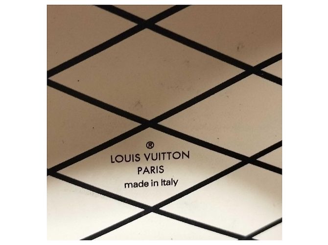 Borsa a tracolla Louis Vuitton Monogram Reverse Mini Boite Chapeau - vista 10