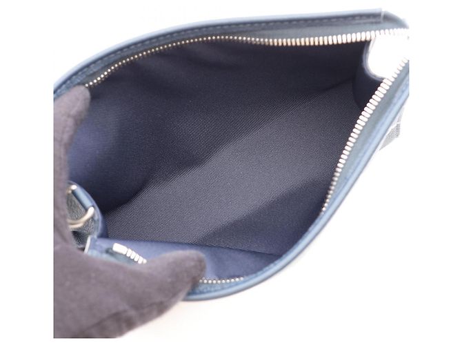 Borsa a tracolla e portafoglio portatile Louis Vuitton Gaston - vista 3