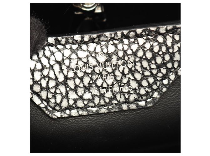 Borsa 2-Way Louis Vuitton Capucines MM - vista 4
