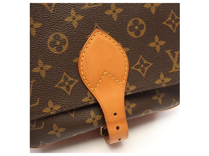 Borsa a tracolla Louis Vuitton Cartouchiere MM - vista 11