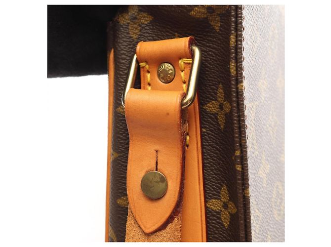 Borsa a tracolla Louis Vuitton Cartouchiere MM - vista 12